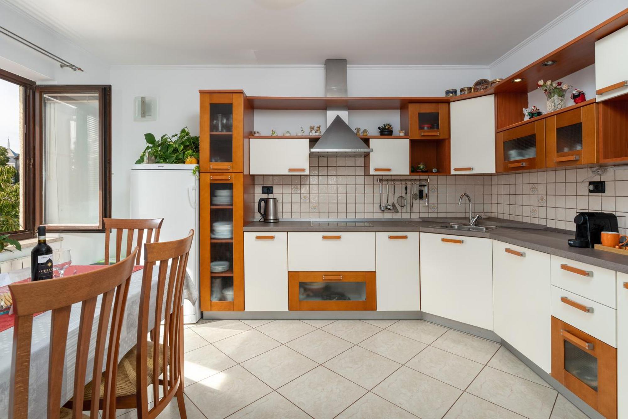 Apartman Budinjas *